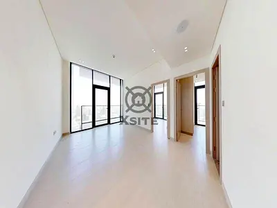 Modern 1 BR | Ready to Move | High Floor