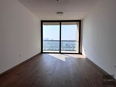 CITY VIEWS | CHILLER FREE | VACANT NOW