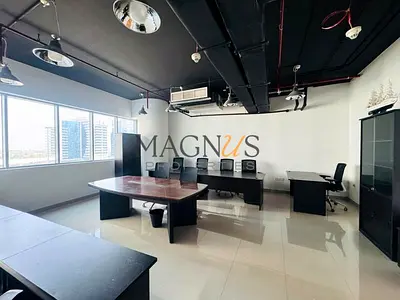 FURNISHED | 1 PARKING | READY TO MOVE