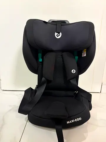Maxi-Cosi Nomad travel car seat - Great Condition