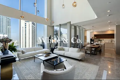 4 BEDROOM DUPLEX PENTHOUSE |FULLY UPGRADED
