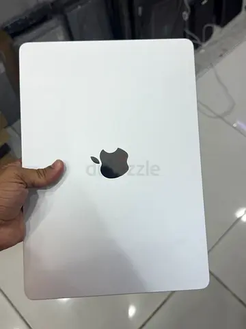 MacBook Air M2 16 256