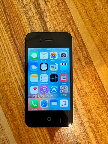 Apple Iphone 4s old school