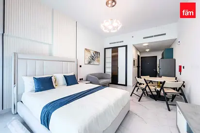 Fully Furnished | Great Amenities | Balcony