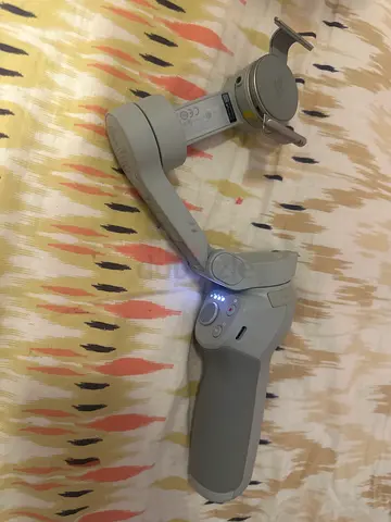 Used smartphone gimbal stabilizer (foldable) - good condition OM 4