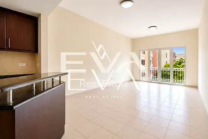 NEAR METRO | UNFURNISHED | VACANT