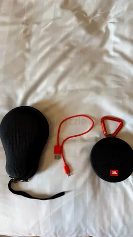 JBL Clip 2 Portable Speaker (with case & cable)