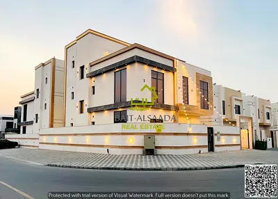 Corner villa central air conditioning (registration and ownership fees included) spacious areas, tw