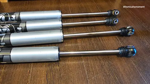 FOX Performance Shocks – Set of 4 for Jeep Wrangler JL/JLU