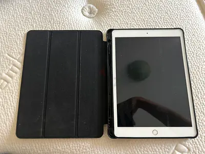 iPad 7th generation in very good condition