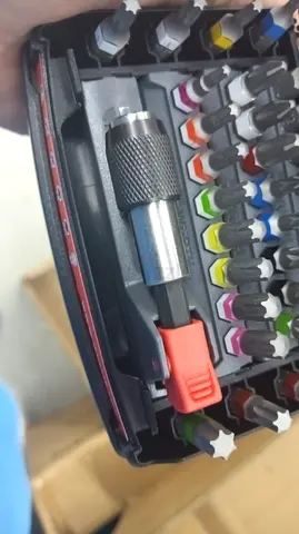 Bitbox 33-piece screwdriver bit set with ratchet handle