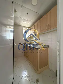 Spacious Studio Apartment for Rent in Al Raafah with Practical Residential Layout