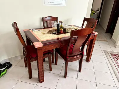 Dining table 4 seats