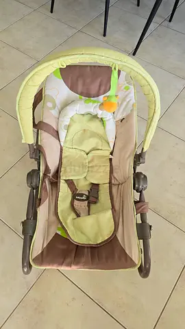 Baby Rocker / Bouncer Seat with Toy Bar - Light Green/Brown