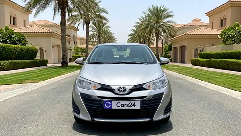 2019 Toyota YARIS — фото 2