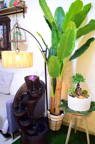 Water fountain 1 m height 7 stack,lamp (homecenter) give away with fountain