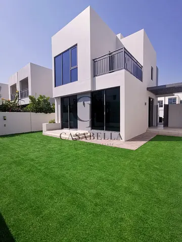 4BR | Ready to Move | Prime Location