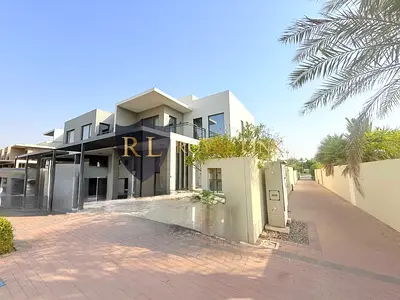 BEST LOCATION-JUST GOT VACANT| 4 BR+MIADS | END-UNIT