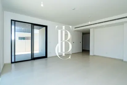 Spacious 4BR Townhouse | JAV | Brand New