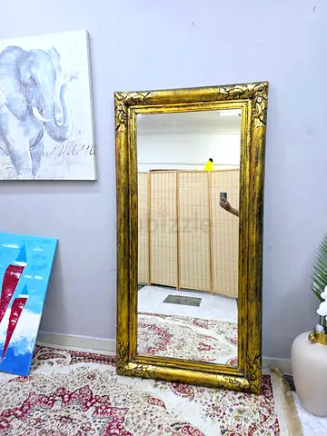 Elegant Gold Frame Rectangular Wall Mirror