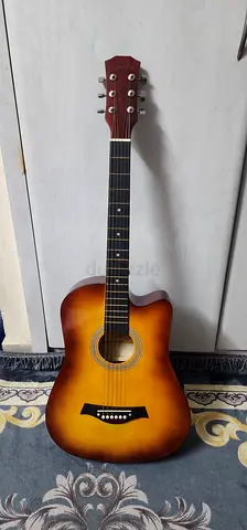 Used 6-String Acoustic Guitar - Sunburst Finish, Good Condition