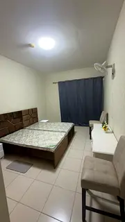 Executive ladies bed space available in JVC AED 100p