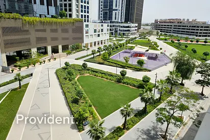 Ready to Move | Upgraded | Furnished | Park View