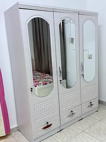 Executive Bed Space with Balcony Near main Bus stop(Alain)