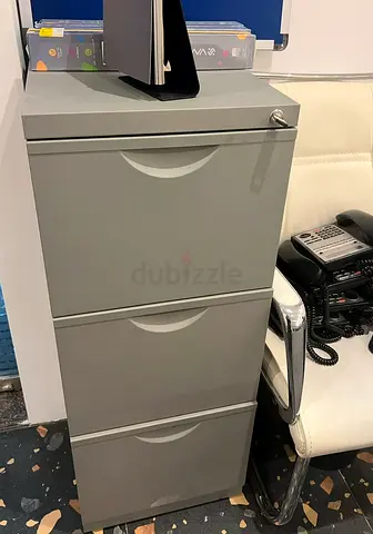 Grey 3-Drawer Metal Filing Cabinet with Lock - Good Condition