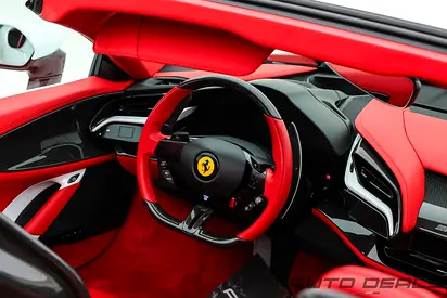 2022 Ferrari SF90 SPIDER — фото 13