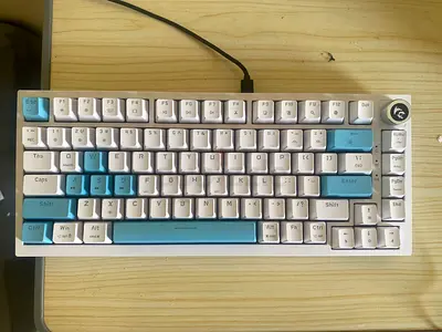 Gaming keyboard mouse and headphone