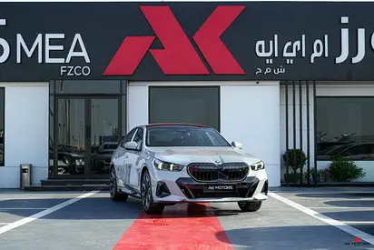 BMW 5-Series 530i | Brooklyn Grey Metallic | GCC Specs | 2027MY