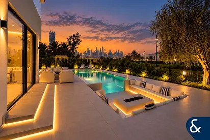 4 Bed | Huge plot | Skyline View | Upgraded