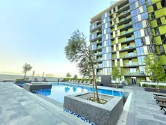 Outstanding Large 3 Bed+M, Pulse Blvd C1 - South