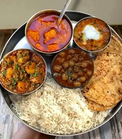 Part time cook available in