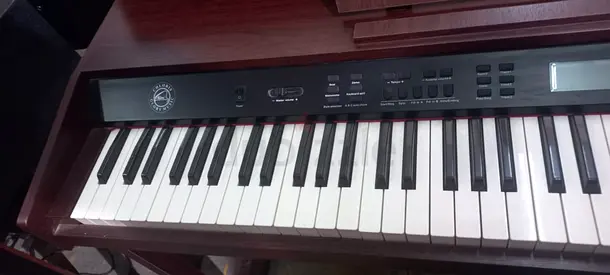 Chloris CDU-616 Upright Digital Piano – Classic Brown Finish