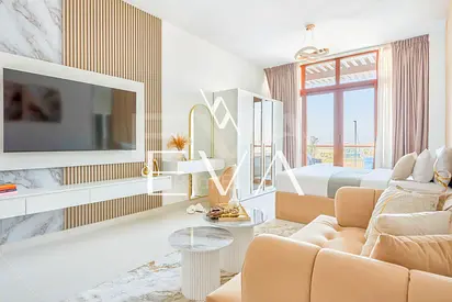 FULLY FURNISHED | SEAVIEW | READY TO MOVE