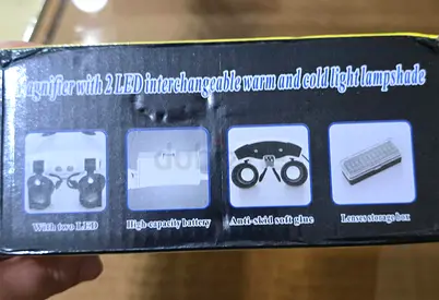 Handheld Magnifier with 2 LED Lights and Interchangeable Warm/Cold Lampshade
