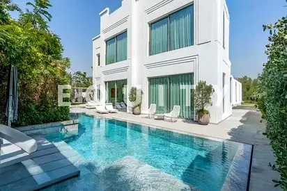 Signature Villa | Lake View | Private Location