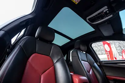 2021 Porsche MACAN — миниатюра 19