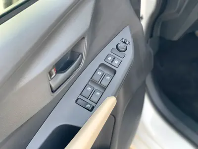 2026 Toyota YARIS — фото 6