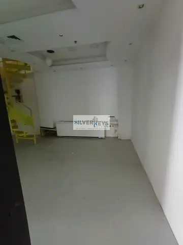 CHILLER FREE, DUPLEX STYLED- 276 SQFT SHOP AVAILABLE FOR RENT