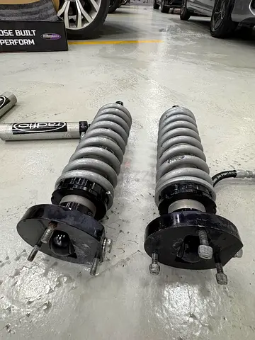 Radflo Stage 4 Suspension with Reservoir
Eibach Springs
2,5 Inch
For Patrol Y62 Model