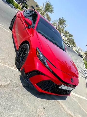 2025 Toyota Camry SE - American Specs - Brand New Condition