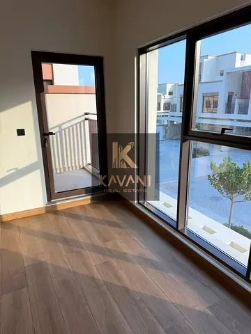 Luxury 3BHK Townhouse for Rent | Family-Friendly | Costa Brava
