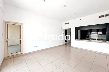 Well maintained | Unfurnished | Chiller free