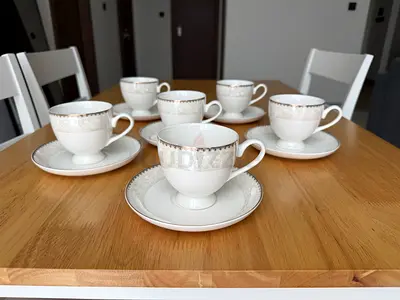 Set of 6 Bone China Tea Cups and Saucers with Gold Trim