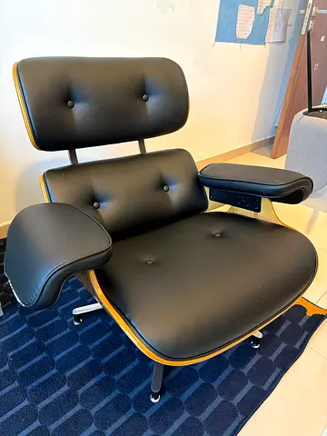Relax Chair with Ottoman