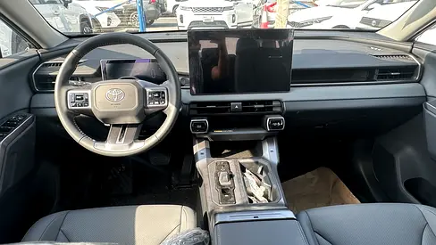 صورة 3 لـ 2026 Toyota RAV 4