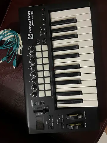 Novation MIDI Keyboard –